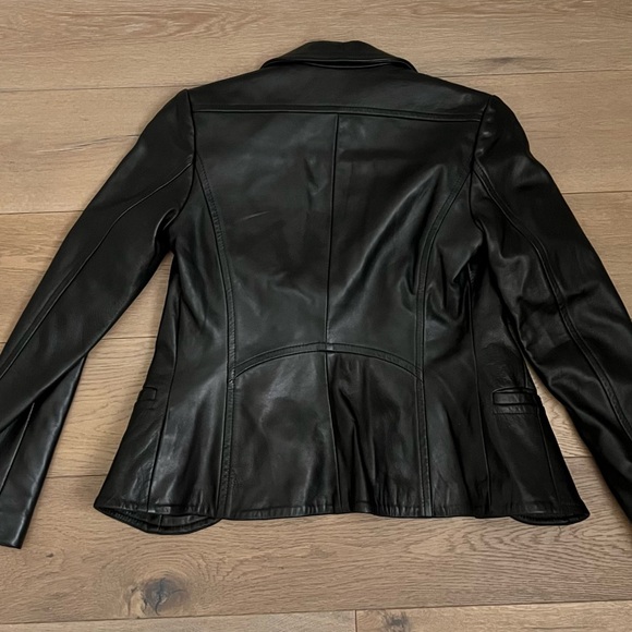 Danier Black Italian Leather Jacket, XXS, real leather, never worn - Picture 4 of 5